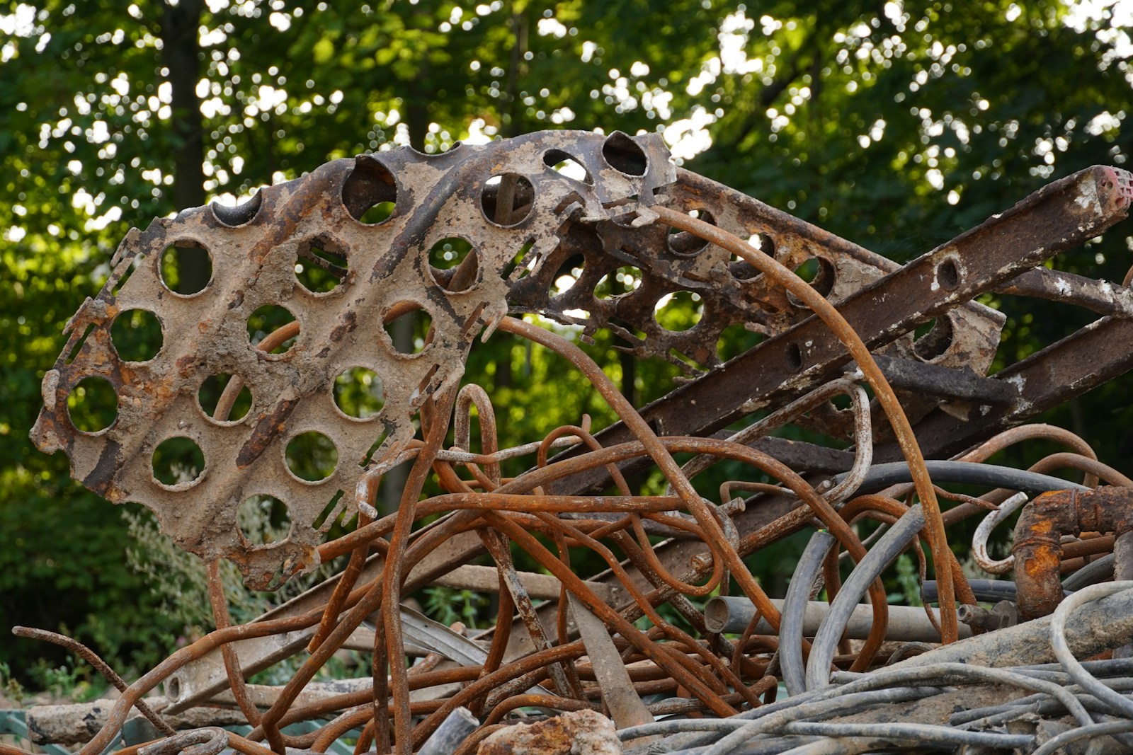 Gesammelte Metallreste als Ausgangsmaterial für die Wiederverwertung